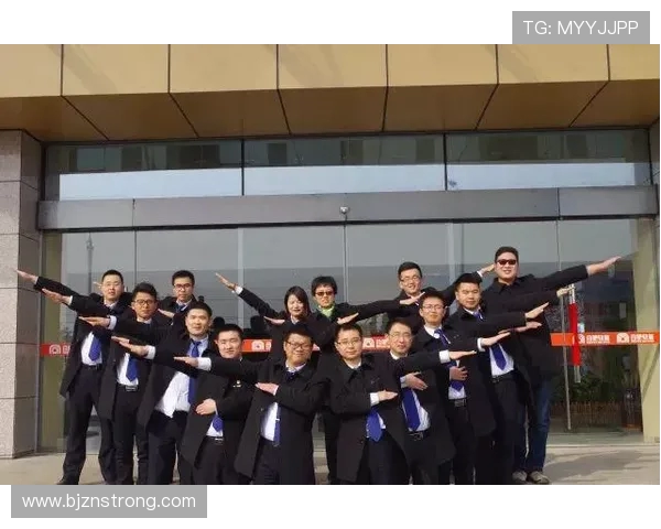 南京篮球队荣登全国团队协作排行榜第二名展现出色团队精神与默契配合