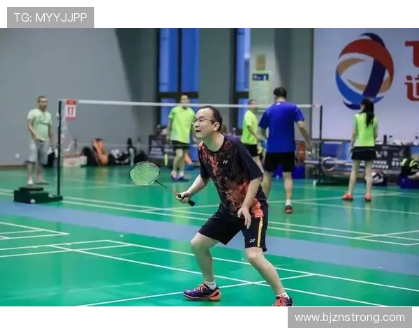 杭州羽毛球队的盯防策略解析与战术应用探讨